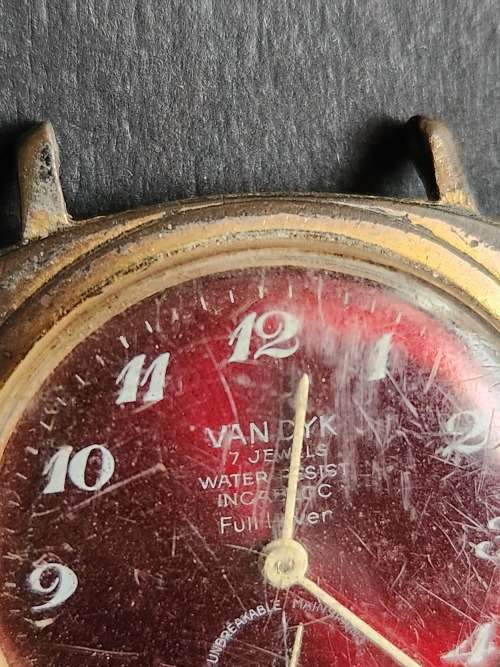 Vintage Van Dyk 17 Jewels Incablock Full Lever Men`s Wrist Watch- as per photograph