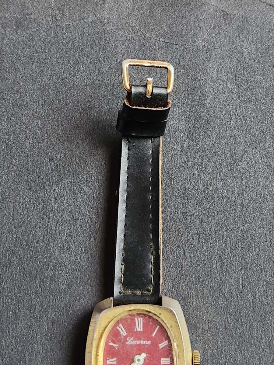 Lucerne Swiss made Mechanical Ladies Wrist Watch (not working) - as per photograph