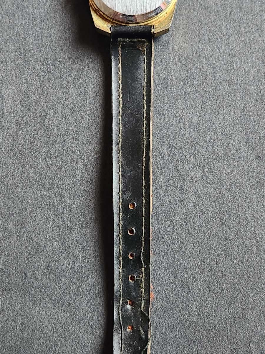 Lucerne Swiss made Mechanical Ladies Wrist Watch (not working) - as per photograph