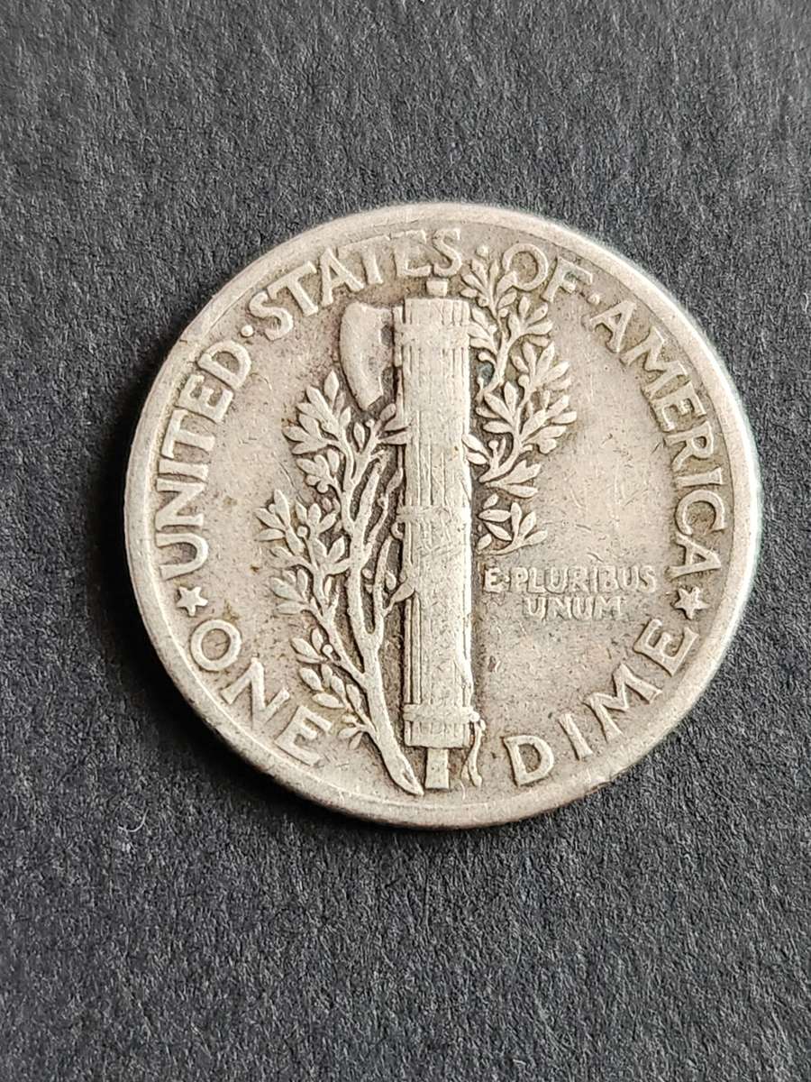 USA Mercury Dime 1942  .900 Silver - as per photograph