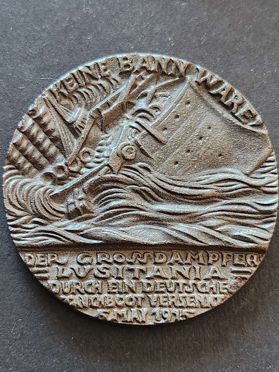 The Sinking of the Lustiania Medallion 5 May 1915 (WW1) 54 mm x 54 mm - as per photograph