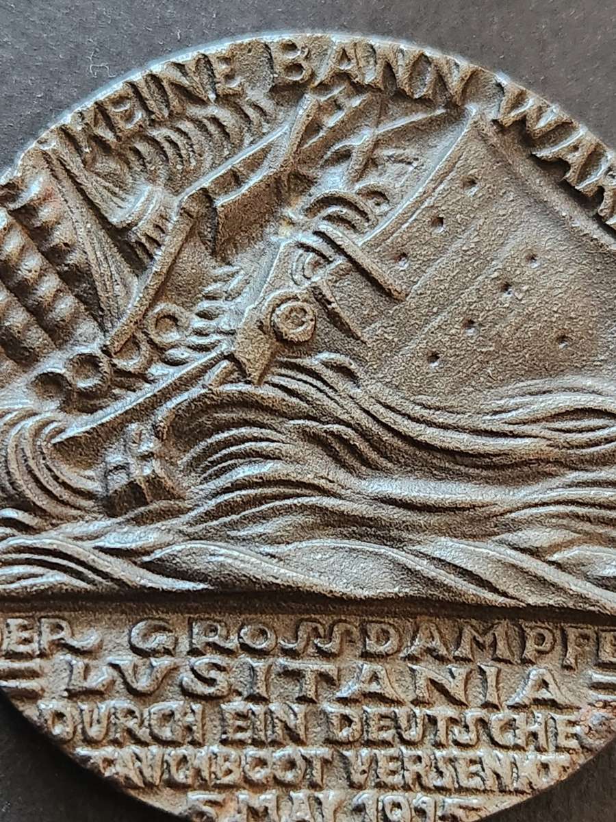 The Sinking of the Lustiania Medallion 5 May 1915 (WW1) 54 mm x 54 mm - as per photograph
