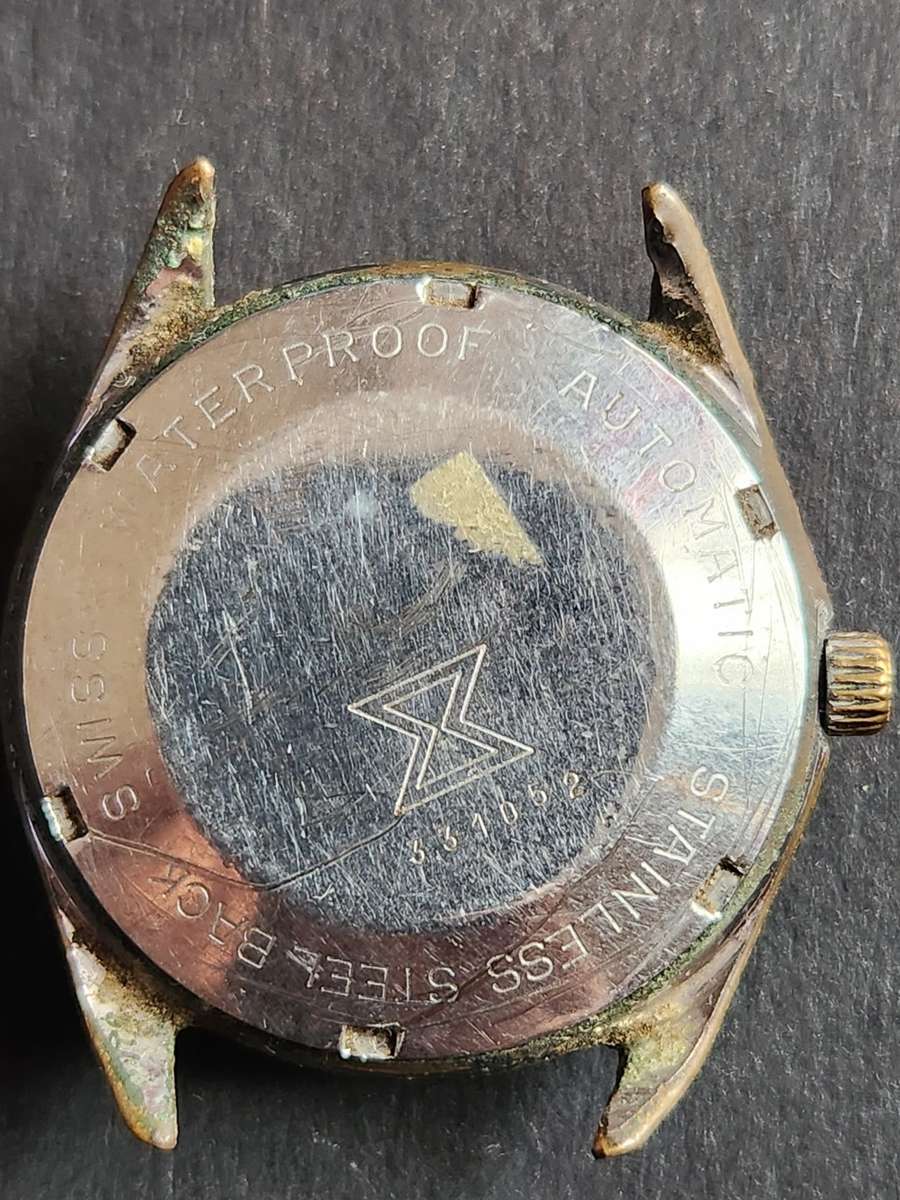 Vintage Men`s Delfin Automatic 17 Jewels Incablock Mechanical Watch (not working) - as per photogra