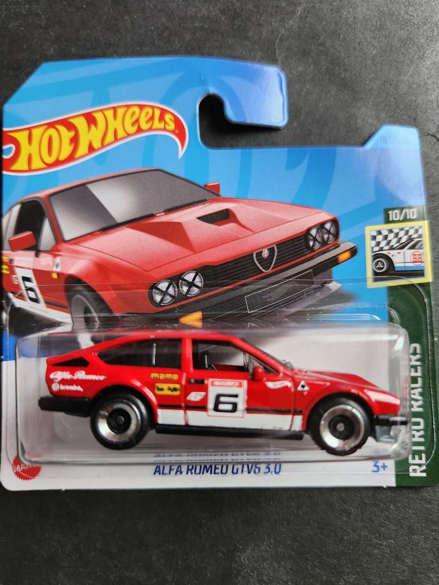 Hot Wheels Alfa Romeo GT6 3.0 (mint condition) - as per photograph
