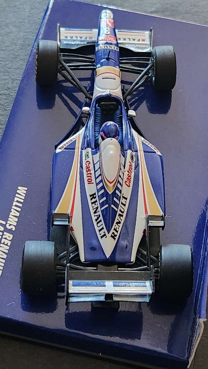 Paul`s Model Art Mini Champs Williams Renault 1997 Launch Version J. Villeneuve 1:43 - as per photo