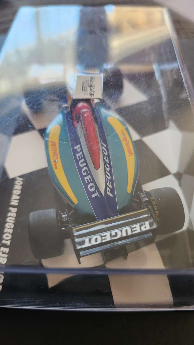 Paul`s Model Art Mini Champs Jordon Peugeot EJR 195 E. Irvine 1:43 - as per photo