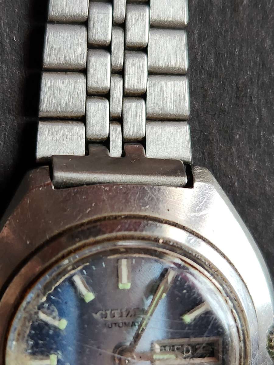 Vintage Ladies Citizen Automatic 28800 17 Jewels Mechanical Wrist Watch (not working)