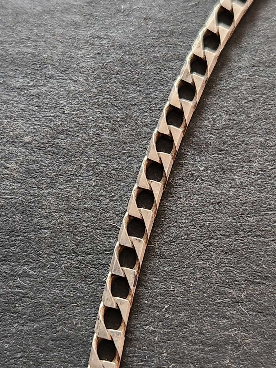 Sterling Silver Chain 8.1g Stamp .925 (500 mm)- as per photograph