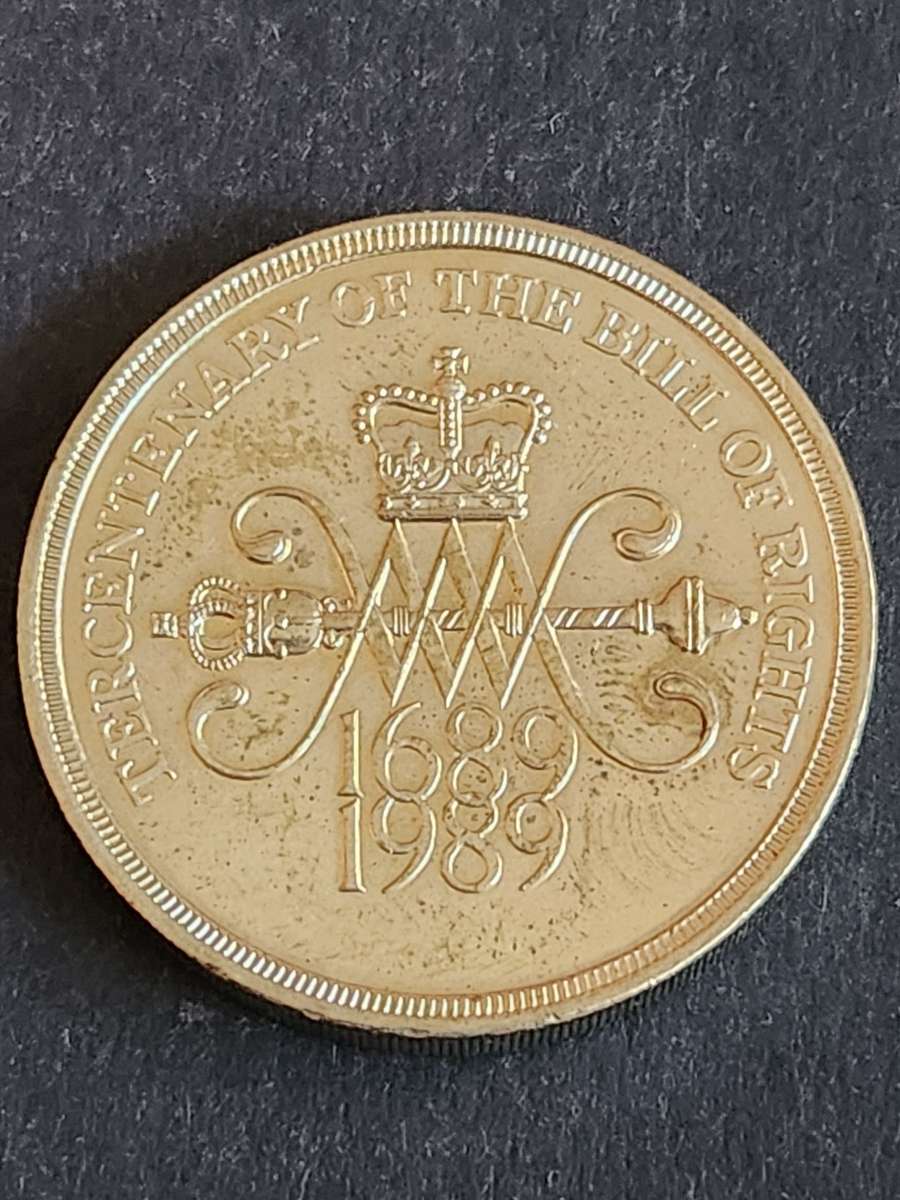 UK 2 Pounds Tercentenary of the Bill of Rights 1689-1989 UNC - as per photograph