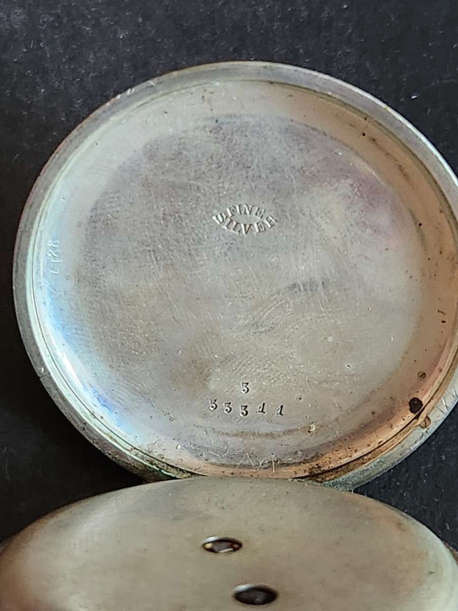 Vintage Fine Silver Pocket Watch with original glass total weight 45.29g (not working) 39mm x 39mm