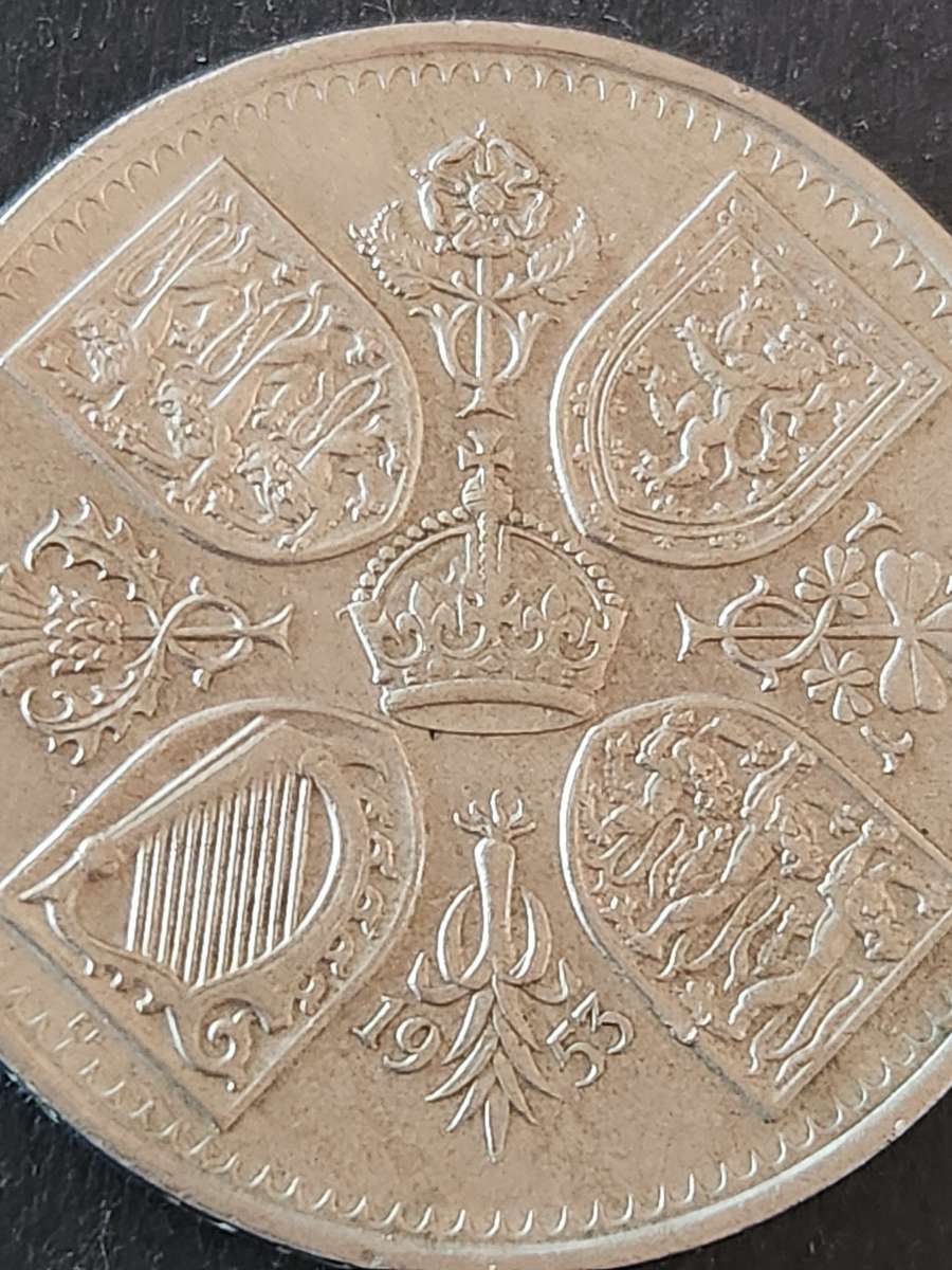 UK Coronation 5 Shillings 1953 - as per photograph