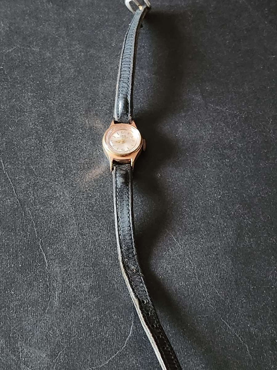 Vintage Ladies Oris Antishock Swiss made Mechanical Wrist Watch (10 microns) not working