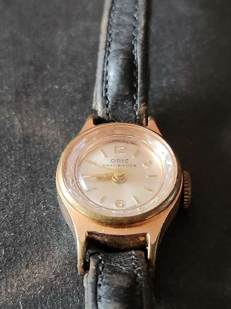 Vintage Ladies Oris Antishock Swiss made Mechanical Wrist Watch (10 microns) not working