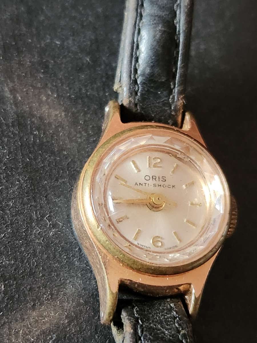 Vintage Ladies Oris Antishock Swiss made Mechanical Wrist Watch (10 microns) not working