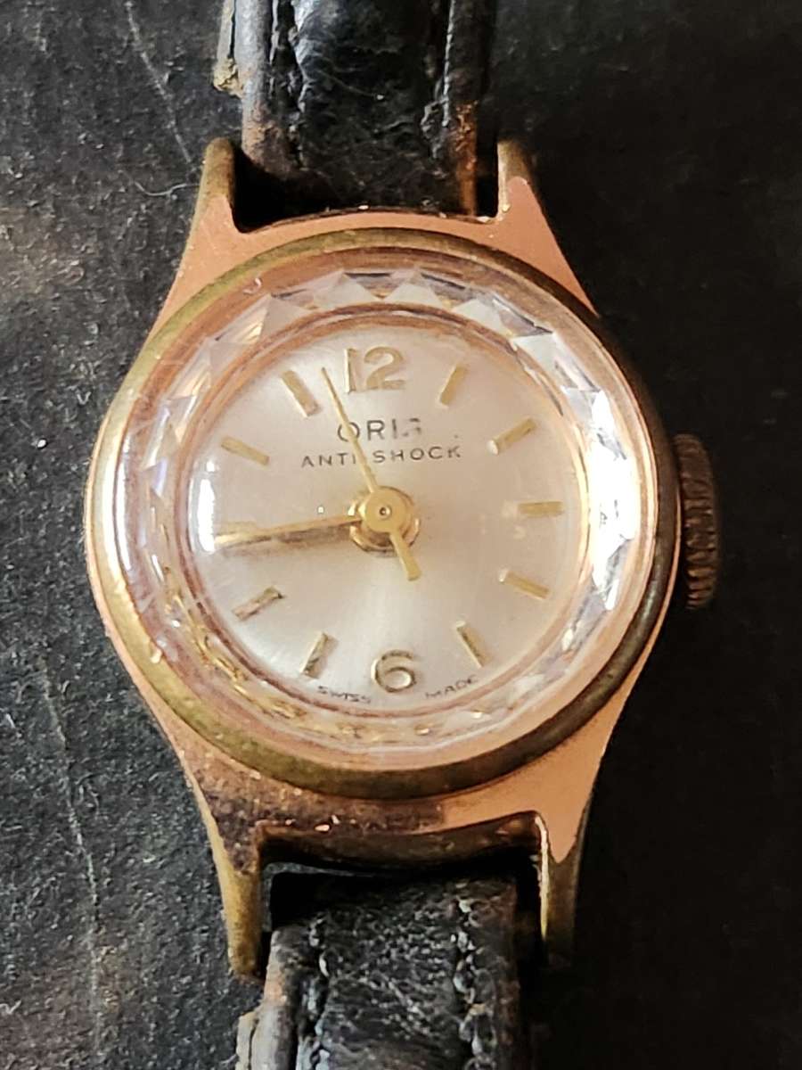 Vintage Ladies Oris Antishock Swiss made Mechanical Wrist Watch (10 microns) not working
