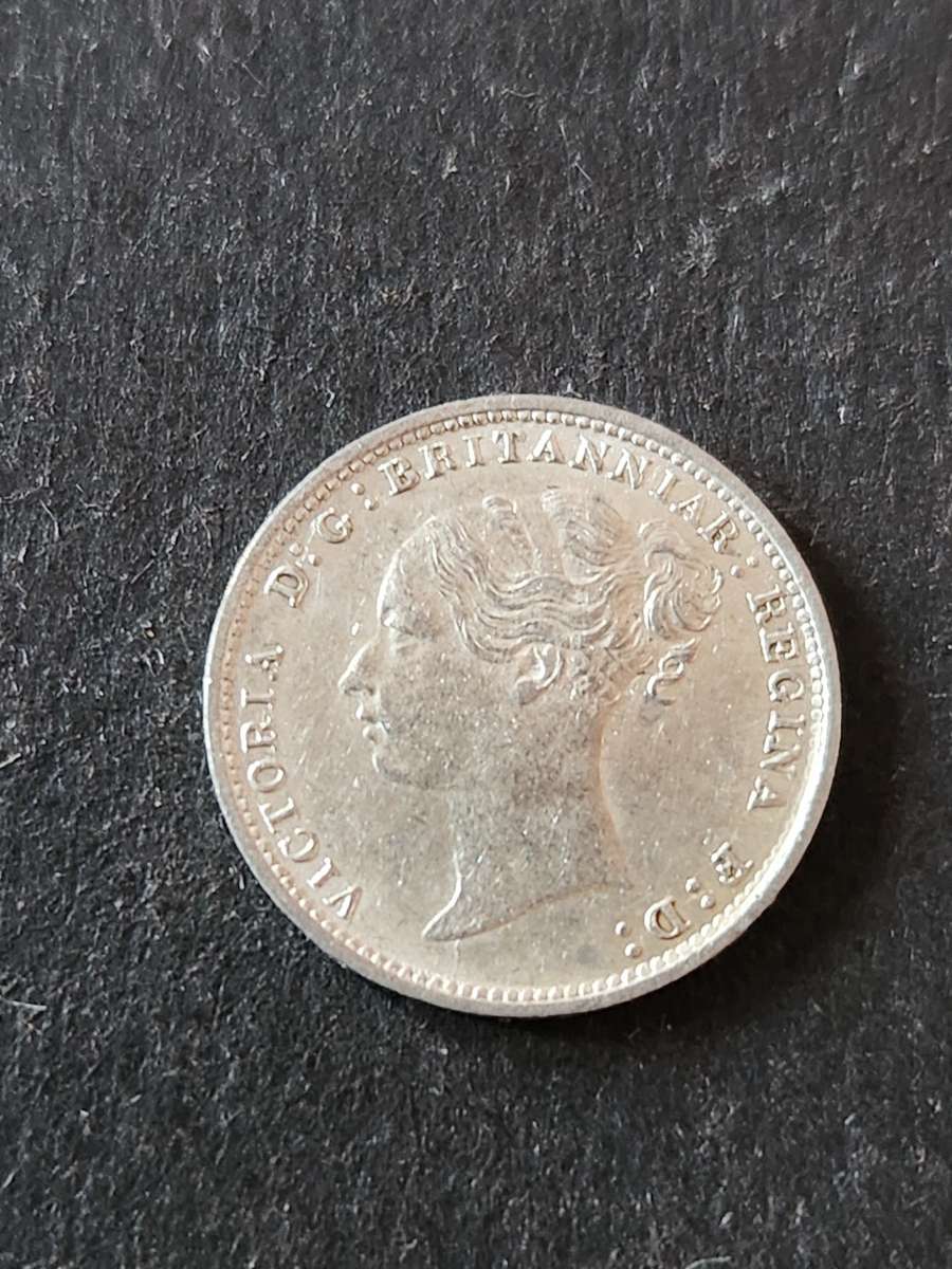 UK Threepence 1887 Queen Victoria Younghead (nice condition) - as per photograph