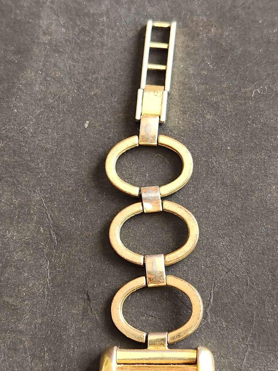 Vintage Caravelle 7 Jewels Gold Plated Ladies Watch (not working) - as per photograph