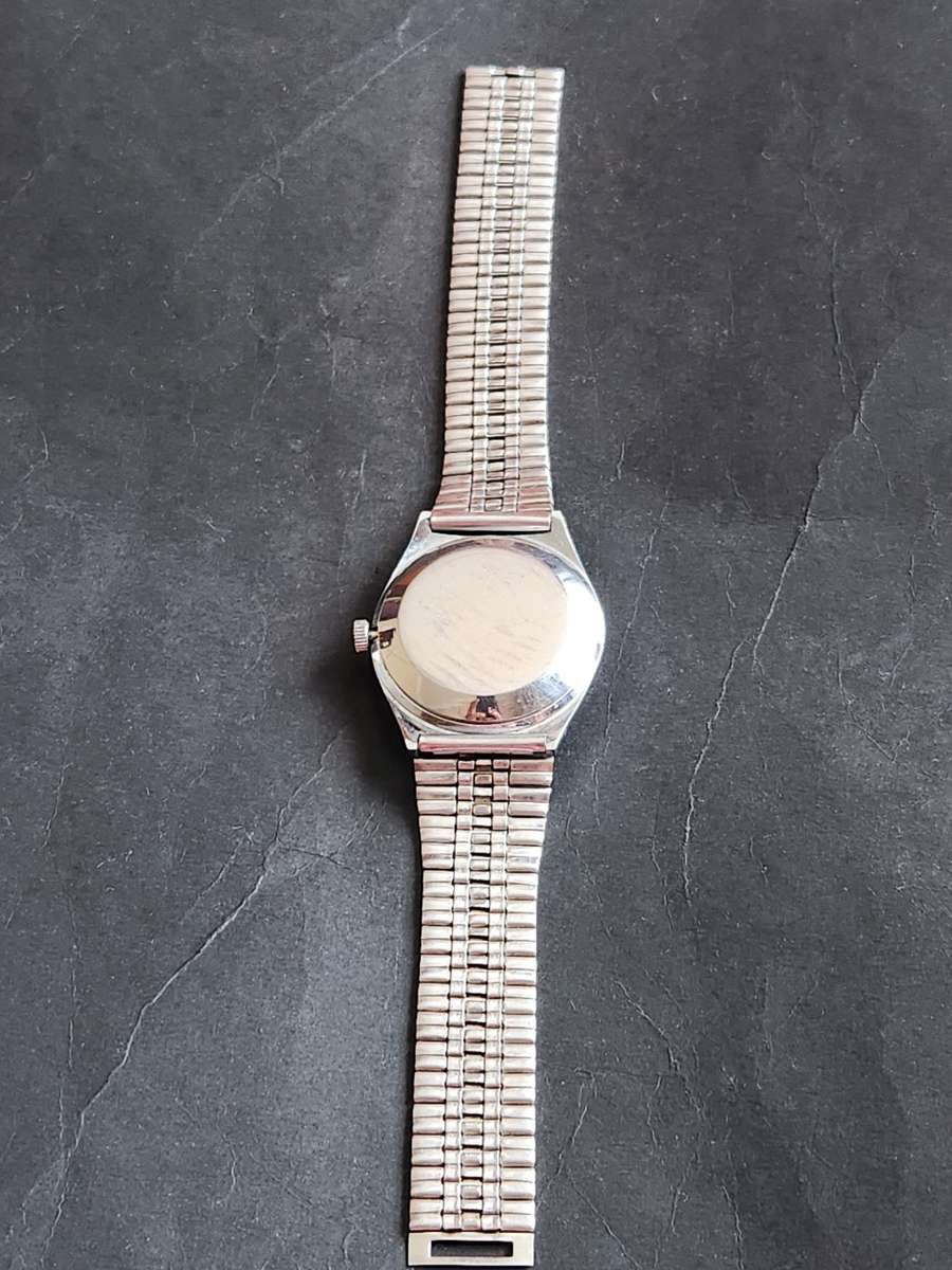 Vintage Rottery 17 Jewels Men`s Wrist Watch (not working) sold as is