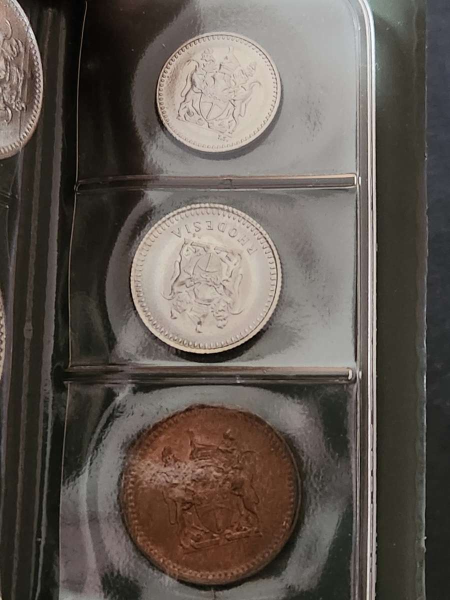 Coins of Rhodesia Set (uncirculated) Green Set - as per photograph