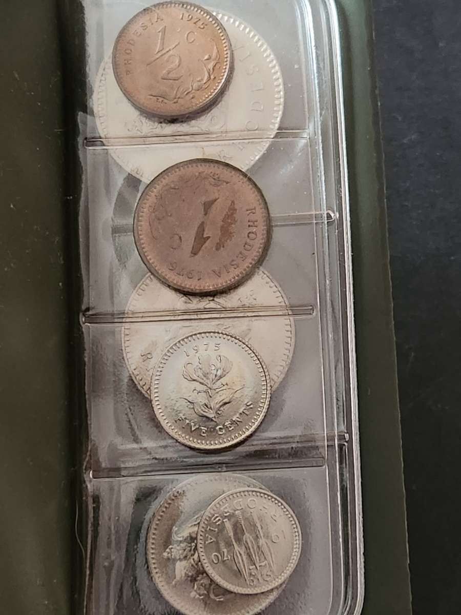 Coins of Rhodesia Set (uncirculated) Green Set - as per photograph