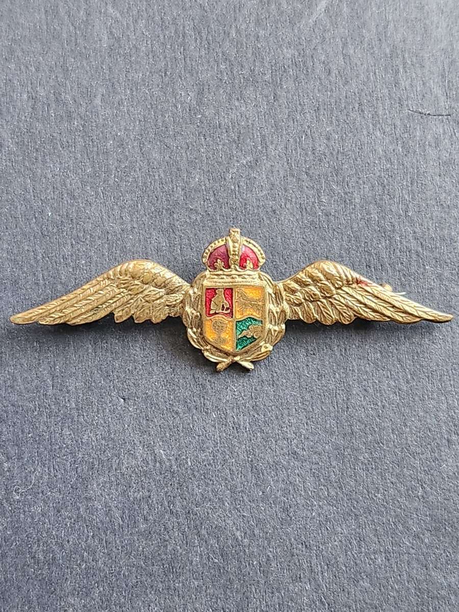 SAAF World War 2 Sweetheart Brooch- Gilt Metal Enamel - as per photograph