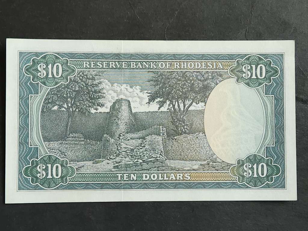 Reserve Bank of Rhodesia Ten Dollars Salisbury 2 January 1979 EF+/UNC Bird Watermark- as per photo