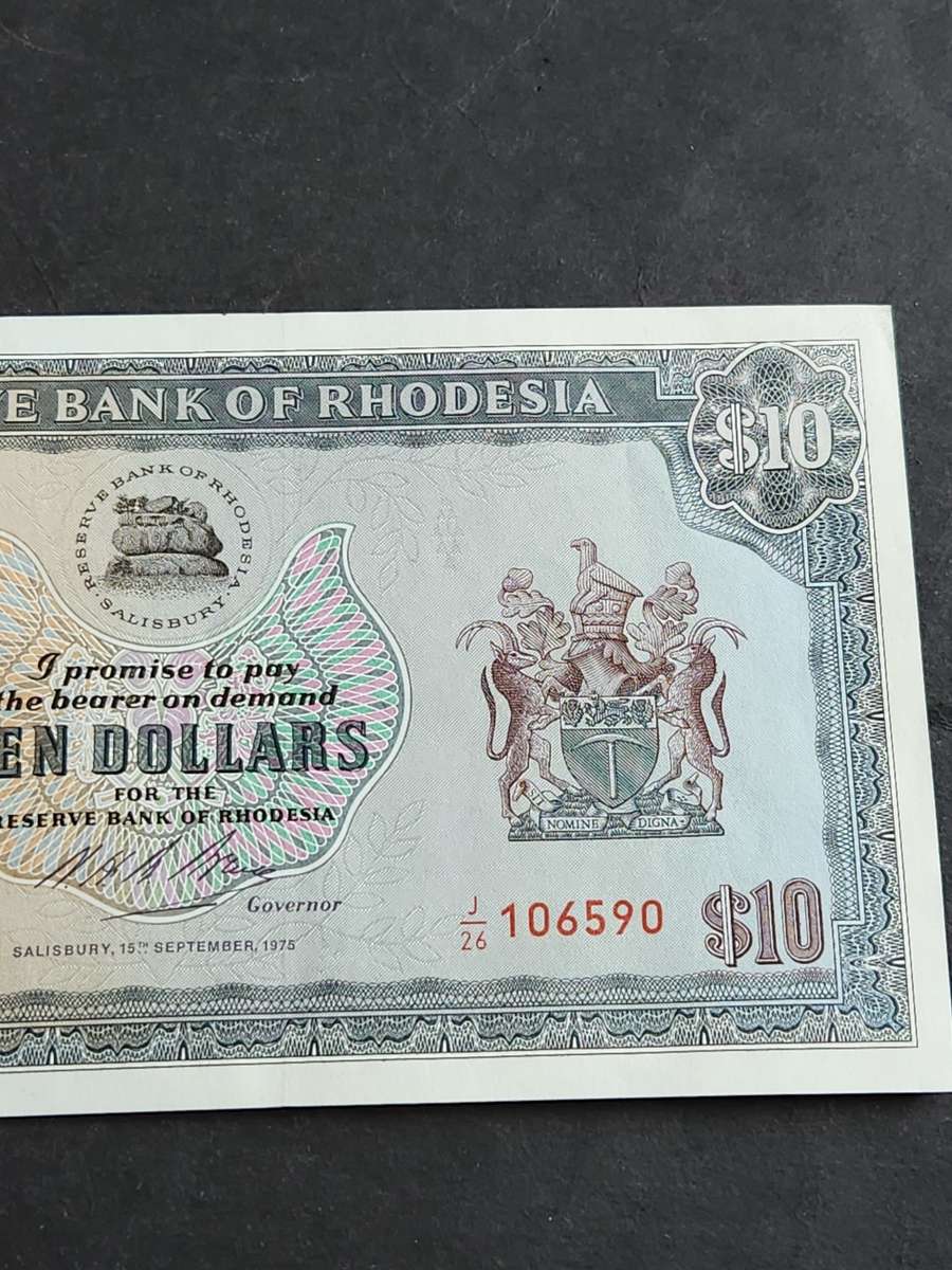 Reserve Bank of Rhodesia Ten Dollars Salisbury 15 September 1975 EF+/UNC Rhodes Watermark