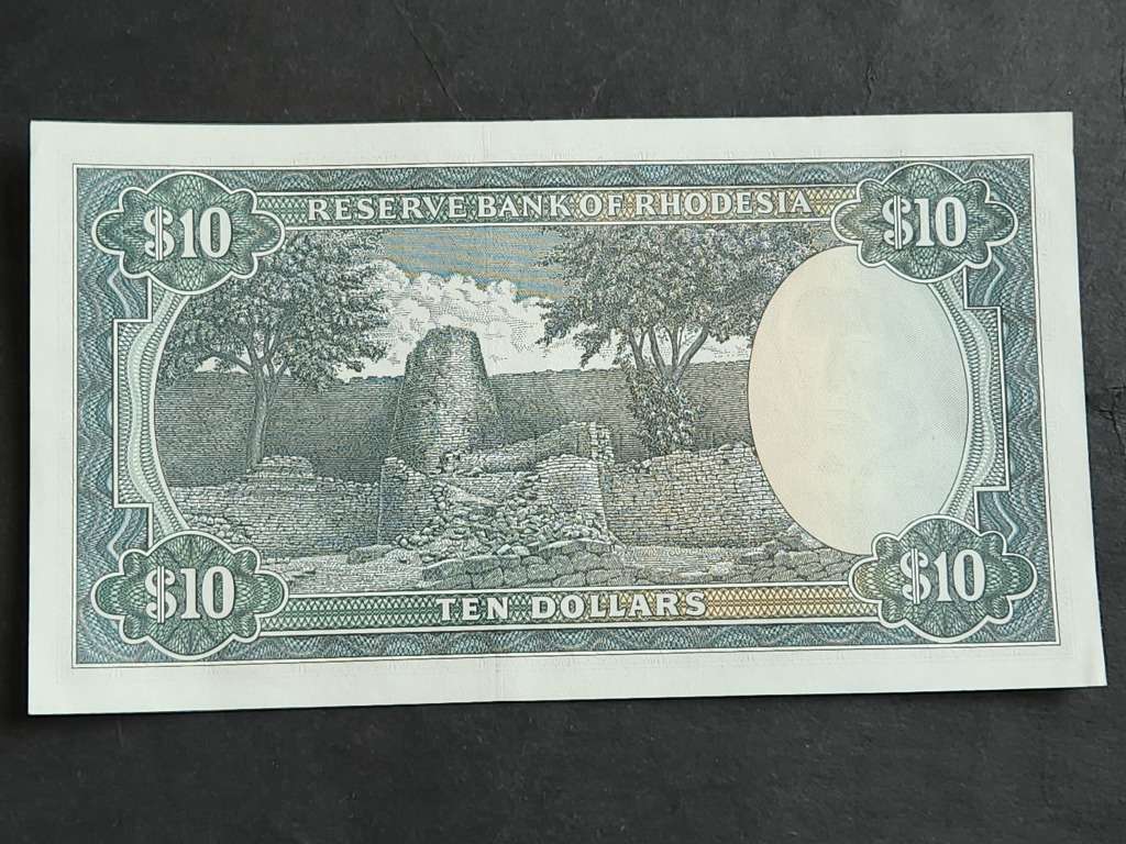 Reserve Bank of Rhodesia Ten Dollars Salisbury 15 September 1975 EF+/UNC Rhodes Watermark