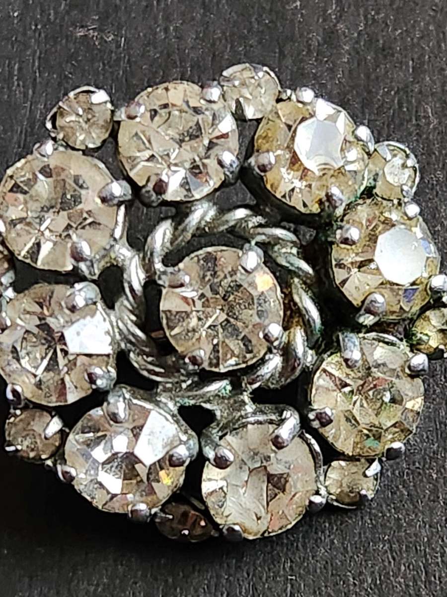 Vintage Rhinestone Brooch - as per photograph