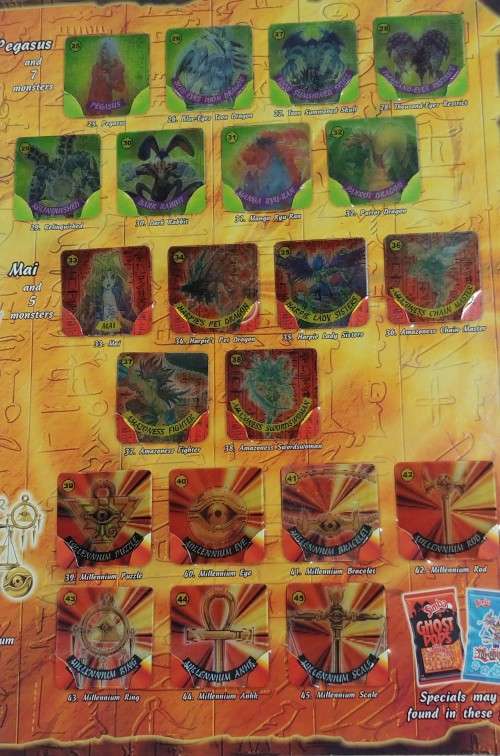 Yu-Gi-Oh TV CARDS 45 HOLOGRAM 3D CARDS IN THE COLLECTORS ALBUM - FULL COLLECTION