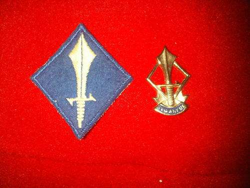 EAST PARK COMMANDO CLOTH BADGE AND BERET BADGE (NO PINS) - VERY SCARES