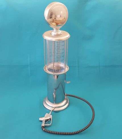 LARGE NOVELTY PETROL/ GAS PUMP LIQUOR DISPENSER