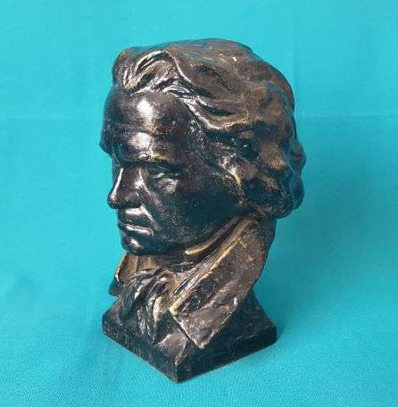 VINTAGE DETAILED "BEETHOVEN" CERAMIC PLASTER BUST (BACHMANN)