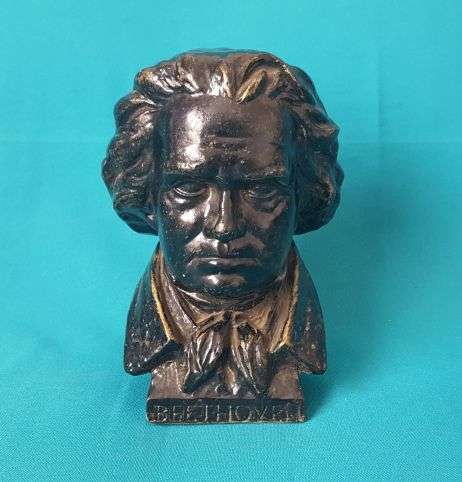 VINTAGE DETAILED "BEETHOVEN" CERAMIC PLASTER BUST (BACHMANN)