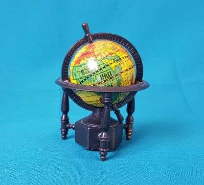 OLD METAL WORLD GLOBE PENCIL SHARPENER