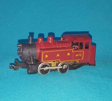 LIMA SAR/ SAS LOCOMOTIVE (HO SCALE)