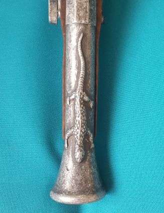 LARGE DEATAILED ANTIQUE ORNAMENTAL DISPLAY PISTOL