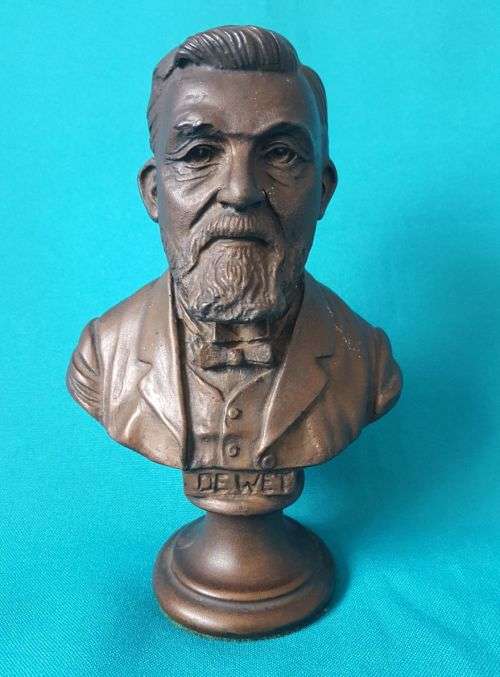 ANGLO BOER WAR: GENERAL DE WET BUST, BY P. MINNAAR (1980)