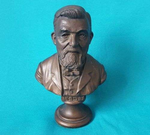 ANGLO BOER WAR: GENERAL DE WET BUST, BY P. MINNAAR (1980)