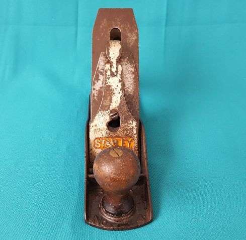 VINTAGE STANLEY BAILEY NO.4 WOODWORKING PLANE