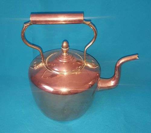 BEAUTIFUL ANTIQUE COPPER KETTLE