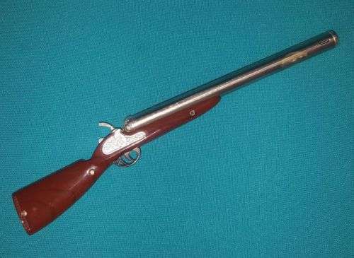 NICE COLLECTABLE VINTAGE GUN LIGHTER