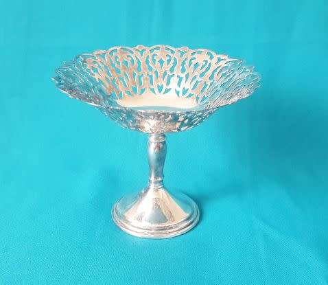 VINTAGE SILVER PLATED SWEETS/ COOKIE BOWL