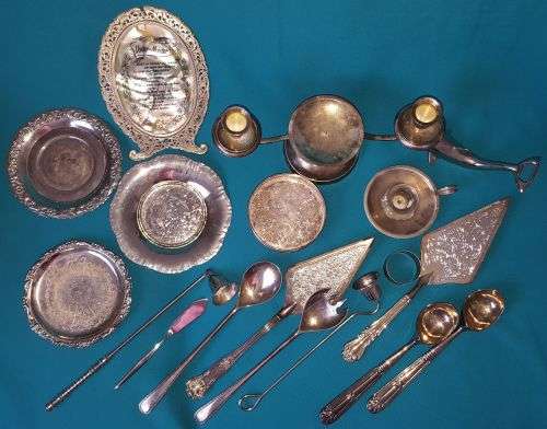 LARGE LOT OF VINTAGE SILVER PLATED ITEMS