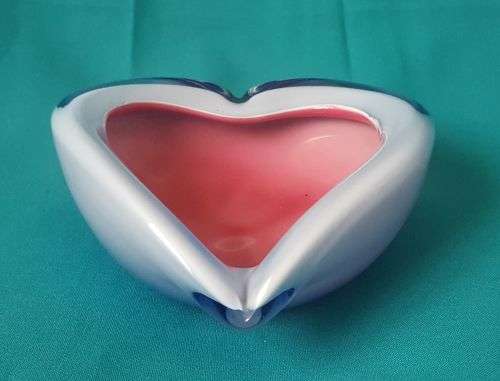 BEAUTIFUL HEART HEAVY MURANO GLASS BOWL