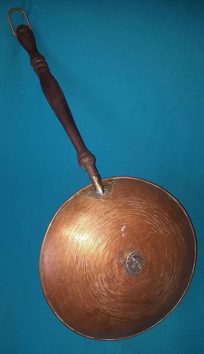 LARGE VINTAGE COPPER LADLE WITH WOODEN HANDLE