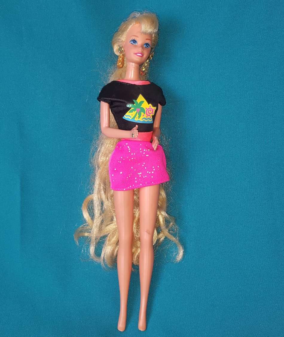 VINTAGE 1966 BARBIE DOLL BY MATTEL