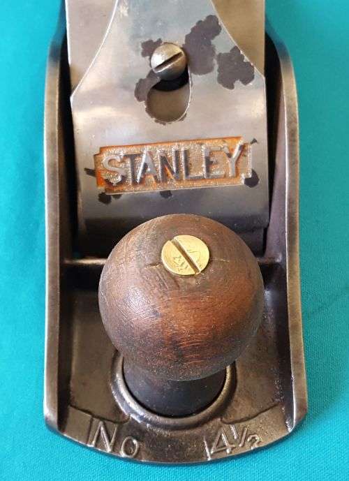 VINTAGE STANLEY BAILEY NO.4 1/2  PLANE (ENGLAND)