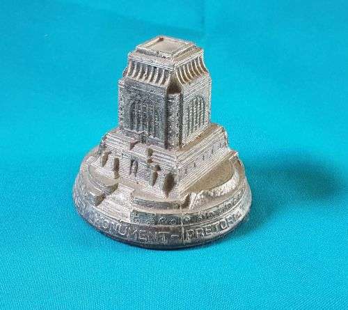 VINTAGE SILVER PLATED VOORTREKKER MONUMENT PAPER WEIGHT/ ORNAMENT