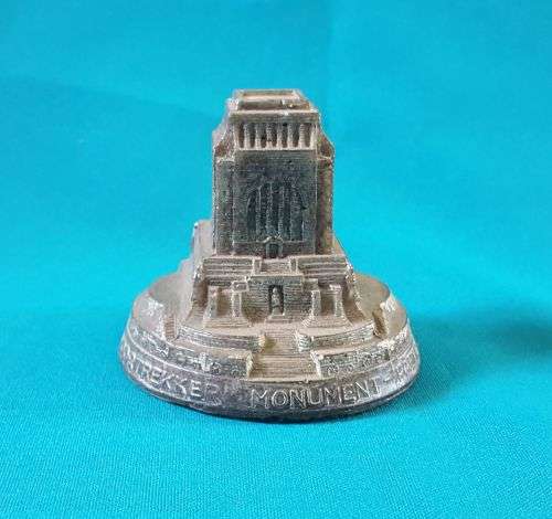 VINTAGE SILVER PLATED VOORTREKKER MONUMENT PAPER WEIGHT/ ORNAMENT